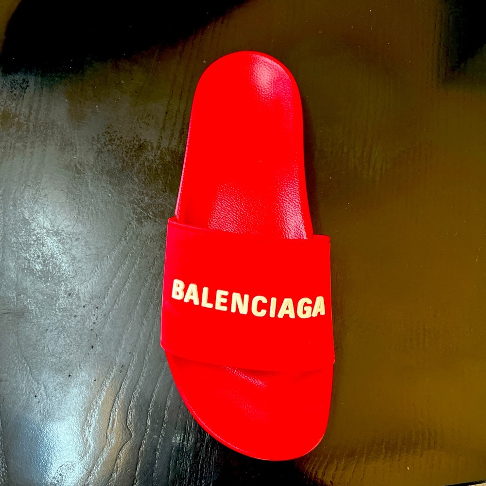 Balenciaga Red and White pool slides - Picture 2 of 7
